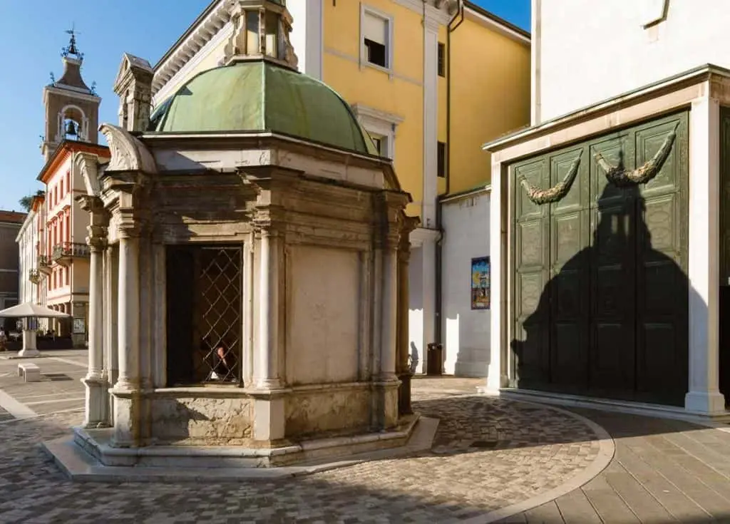 Piazza Tre Martiri