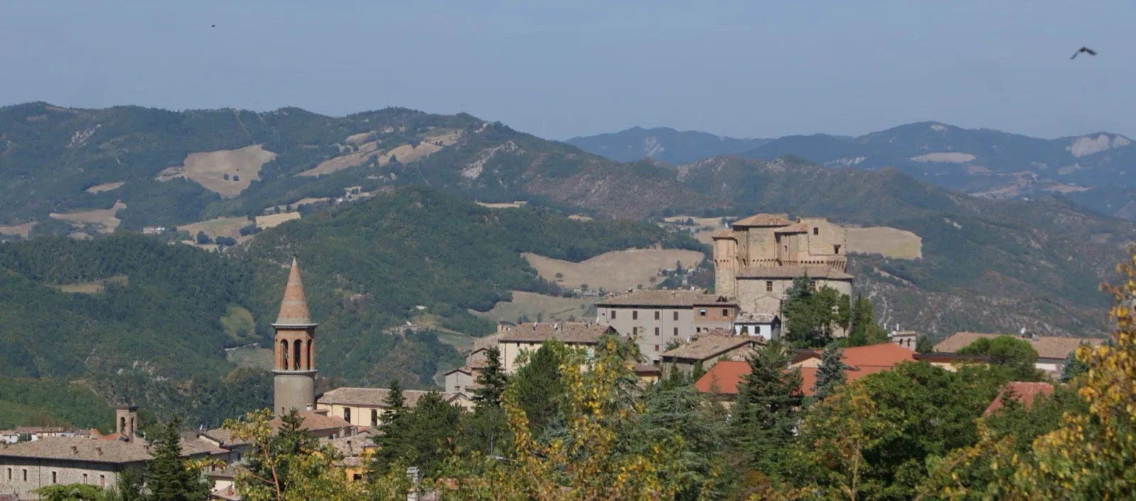 Die Rocca Fregoso von Sant’Agata Feltria, vom Ort aus gesehen