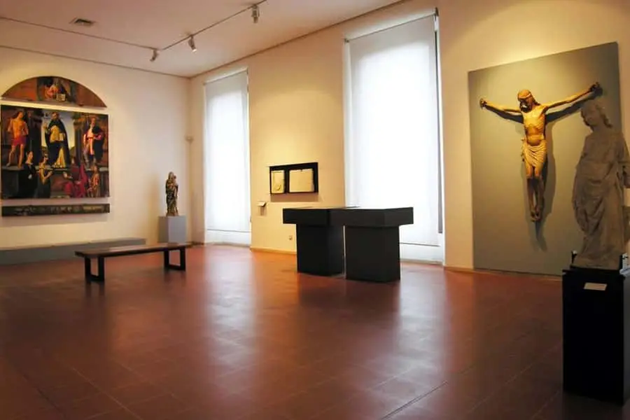 Museo della città "Luigi Tonini"