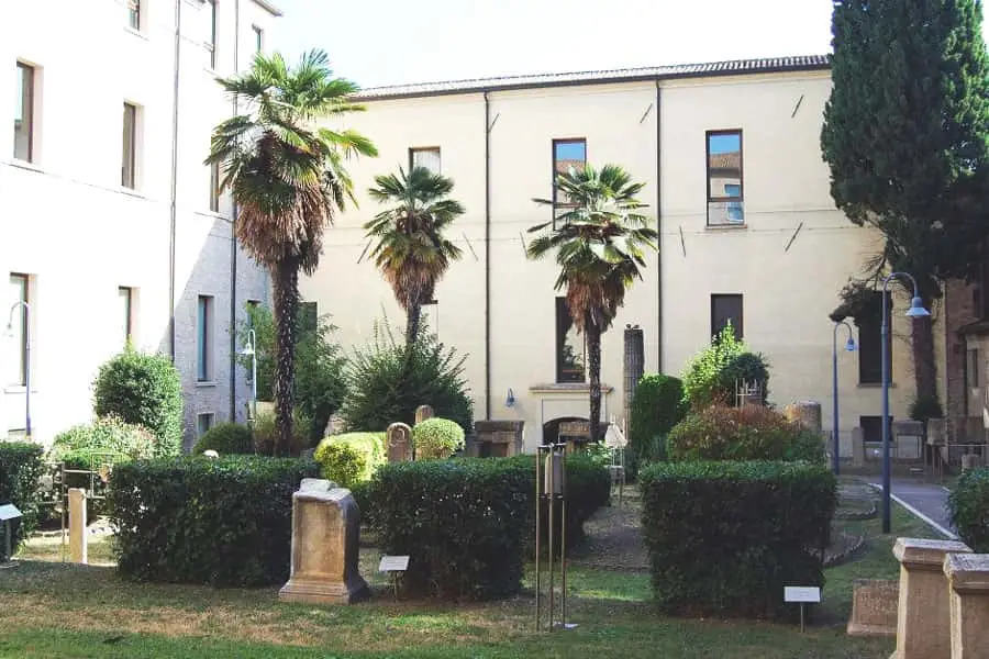 Museo della città "Luigi Tonini"