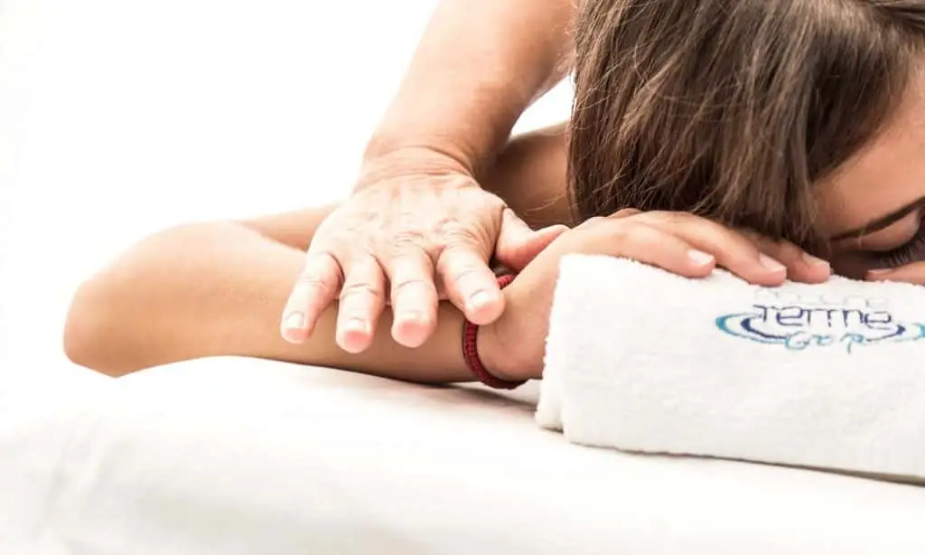 Particolare di massaggio relax