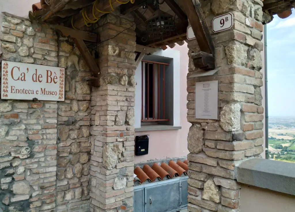 Piazza della Libertà e Torre dell’Orologio