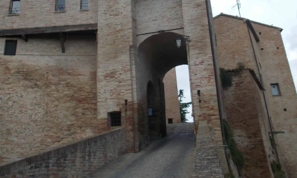 Castello di Montegridolfo